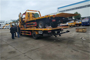 河池同城汽车补胎